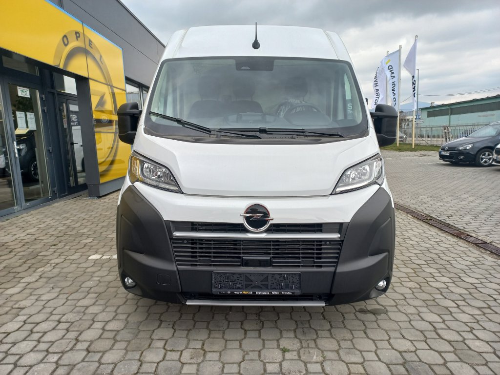 Opel Movano