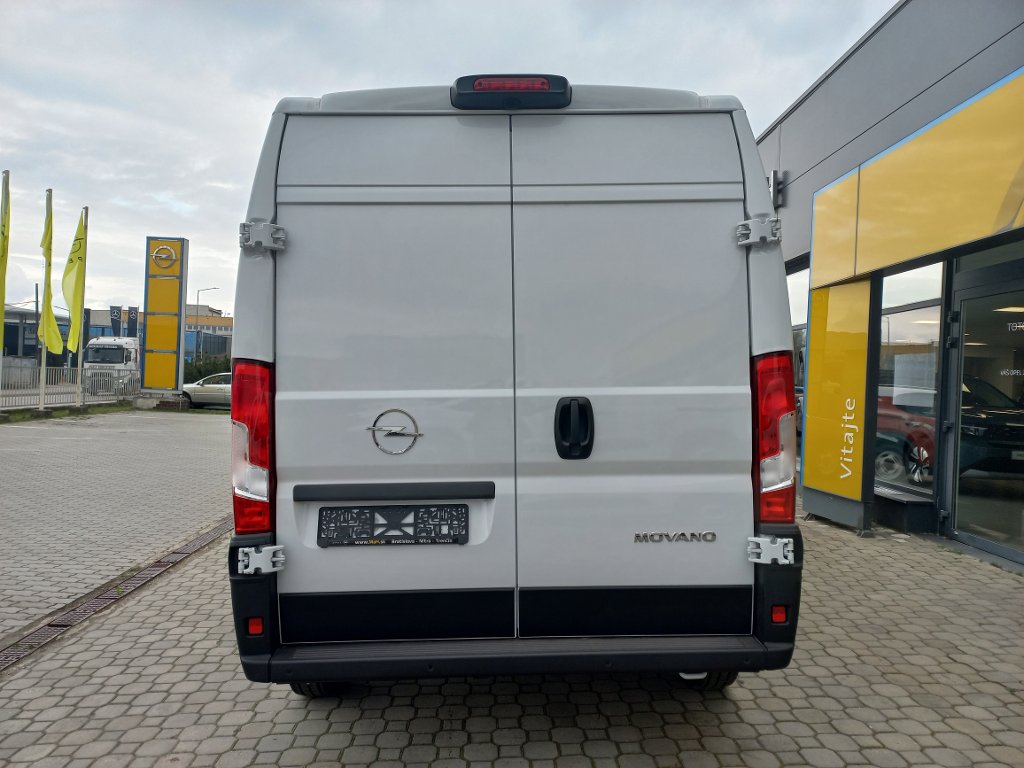 Opel Movano
